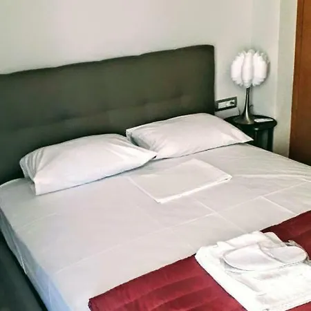 Lejlighed Tony Luxury 1 *