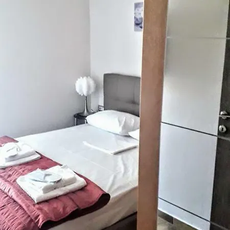 Tony Luxury 1 Apartmán *